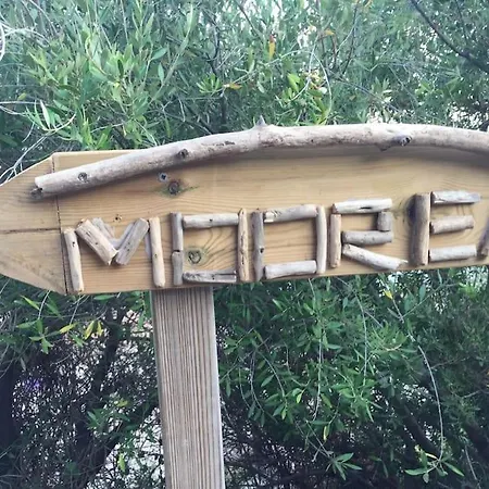 F2 Vue Dans Avec Piscine Apartmán