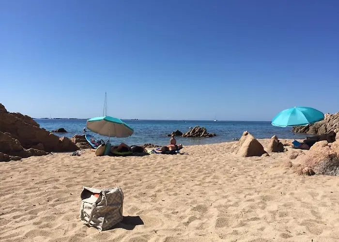 F2 Vue Dans Résidence Avec Piscine Ajaccio (Corsica)
